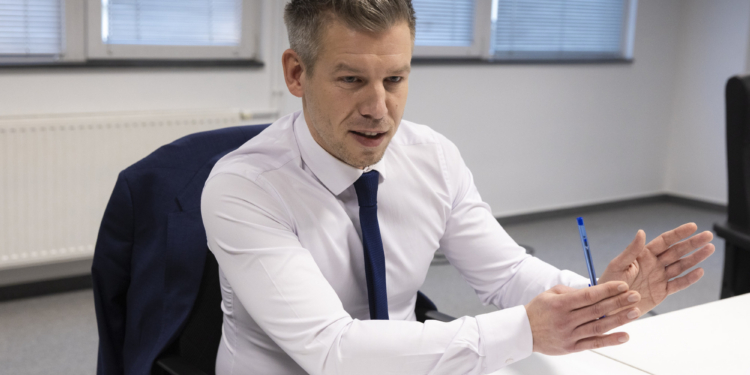 Péter Magyar, el jurista que derribó a Orbán y devolvió Hungría al eje europeo