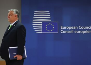 ¿SE DEBE EXPULSAR DE LA UE A LA HUNGRÍA DE ORBÁN?