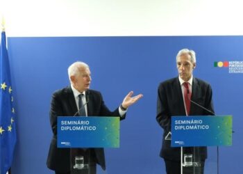 La solución al conflicto Israel-Hamás debe ser «impuesta» por la comunidad internacional