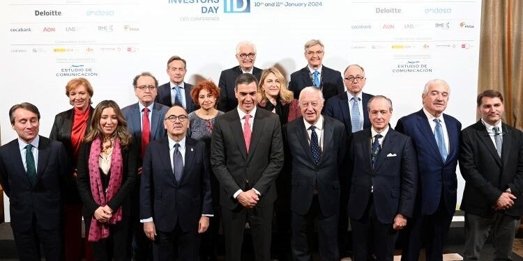 Sánchez anuncia ante los inversores que batallará por una segunda edición de Next Generation