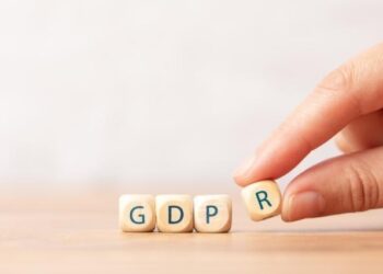 Bruselas considera que los flujos de datos personales de la UE pueden continuar con once terceros países y territorios