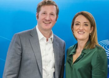 Jan-Christoph Oetjen elegido vicepresidente del Parlamento