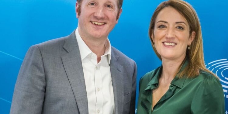 Jan-Christoph Oetjen elegido vicepresidente del Parlamento