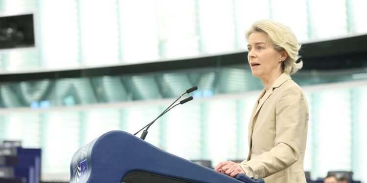 Von der Leyen lanza el Diálogo sobre futuro Agricultura con protestas de agricultores franceses y alemanes