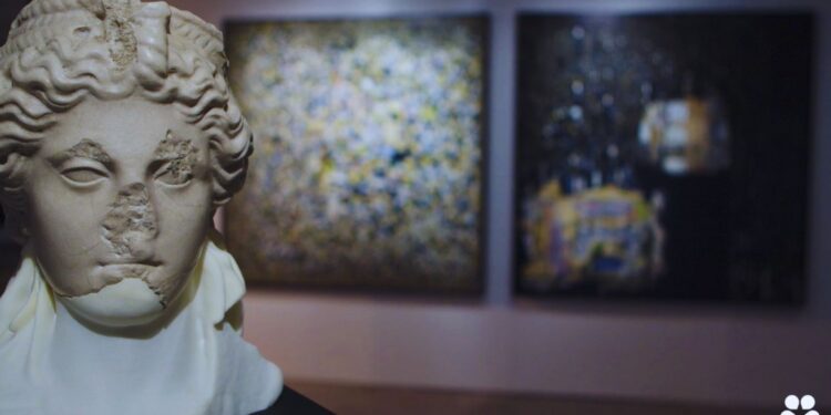 Código y algoritmos. Sentido en un mundo calculado revela el impacto de los algoritmos en nuestras vidas cotidianas