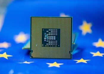 La UE invierte 216 millones de euros para promover la investigación y la innovación en semiconductores