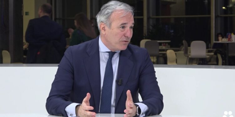 Jorge Azcón Navarro: «Es importante que la voz de Aragón se escuche en España y en Europa»