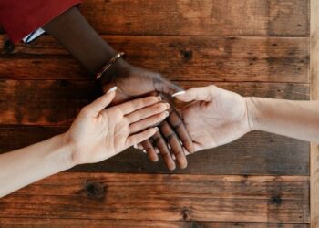 La Comisión presenta una ayuda humanitaria inicial para 2024 de 1800 millones de euros