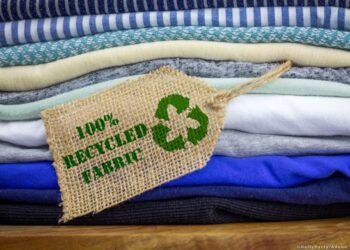 El Parlamento adopta nuevas normas para reducción de residuos en  alimentos y textiles