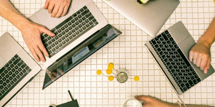 La facturación electrónica en la UE, clave para simplificar los procesos públicos y empresariales