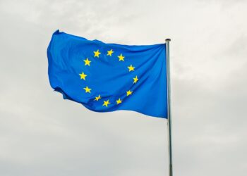 El PE avala un mecanismo de financiación para Ucrania y la UE