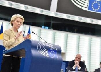 Von der Leyen advierte de que la amenaza de guerra puede no ser inminente, pero no imposible