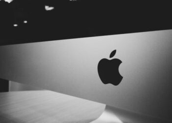 La Comisión multa con 1.800 millones de libras a Apple debido al abuso de las restricciones hacia los proveedores de streaming de música