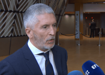 Grande-Marlaska asegura que Frontex siempre debe coordinarse con los 27