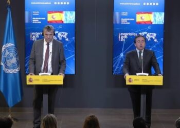 Albares anuncia ante el comisario general de la UNRWA una nueva contribución de la AECID de 20 millones