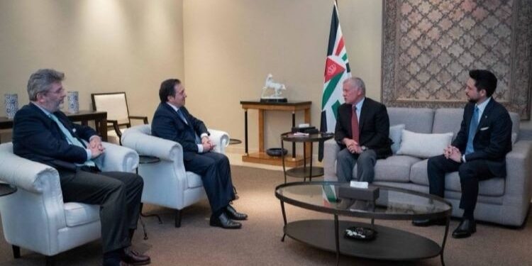 Albares anuncia en Jordania que España hará un reconocimiento solemne y oficial del Estado palestino