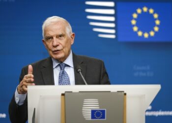La UE asigna 5 000 millones de euros en el marco del Fondo Europeo de Paz para apoyar militarmente a Ucrania