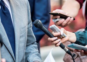 El Consejo da luz verde a la legislación que protege a periodistas y defensores de los DDHH