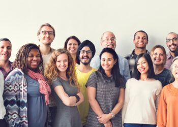 La UE acogió a 5,1 millones de inmigrantes en 2022