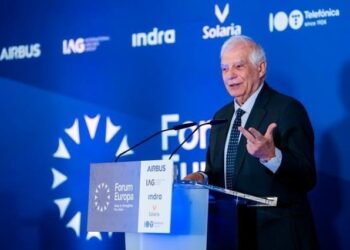 Borrell afirma que «Europa está en peligro» y aboga por un fondo europeo para financiar la defensa