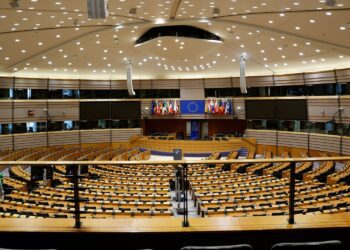 El Parlamento establece nuevas normas internas para mejorar su eficiencia en 2024