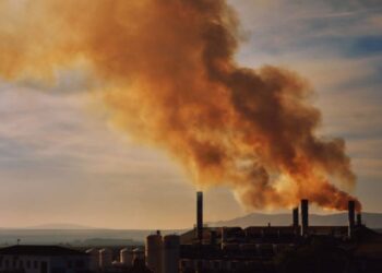 El Consejo anuncia una actualización en sus normas para reducir las emisiones industriales