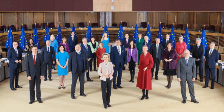 El Colegio de Comisarios aprueba creación de un Órgano de Ética interinstitucional