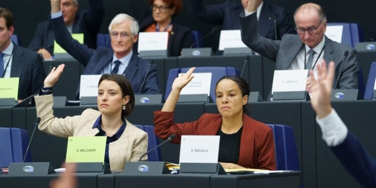 La UE veta los productos fabricados con trabajo forzado de su mercado