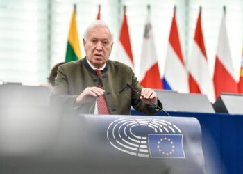 El PP evita que la Eurocámara apruebe la exclusión de Gibraltar de la lista de territorios de alto riesgo fiscal