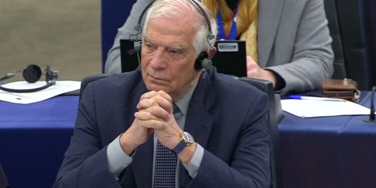 Críticas a Borrell en un debate sobre Oriente Medio: Su diplomacia y su apaciguamiento no conducen a nada