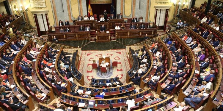 BACKSTAGE: ¿BRUSELAS VÍA DE ESCAPE PARA PEDRO SÁNCHEZ?