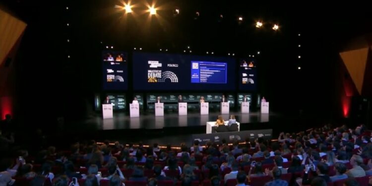 Von der Leyen blanco de las críticas de la izquierda y la extrema derecha en el debate con los candidatos a presidir la Comisión