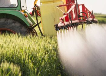 En 2022, las ventas de plaguicidas en la UE descienden un 10%