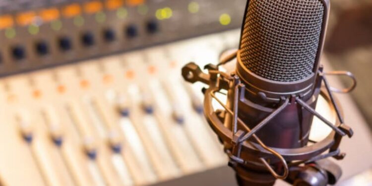 Se prohíben las actividades de radiodifusión en la UE de otros cuatro medios de comunicación asociados a Rusia