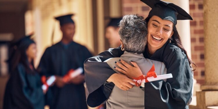 El 43% de la población de la UE tenía educación superior en 2023