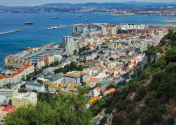 El Gobierno afirma que el acuerdo de Gibraltar prevé impuestos indirectos a bienes del Peñón