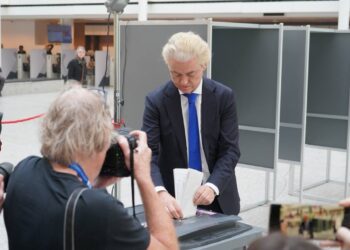 Arrancan las elecciones europeas en Países Bajos marcadas por la presencia de la extrema derecha