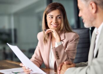 En 2021 había 4,9 millones de personas empleadas en el sector de las finanzas y los seguros