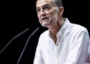 IU está dispuesta a dialogar con Sumar para que Asens renuncie y ceda a Pineda su escaño en el PE