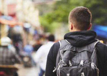 En 2023 un 11,2% de los jóvenes de la UE ni estudiaba ni trabajaba