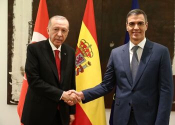 Sánchez expresa a Erdogan el apoyo de España al acercamiento constructivo entre Turquía y la UE