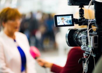 La Comisión concede 9,5 millones de euros para la cobertura transfronteriza de noticias de la UE