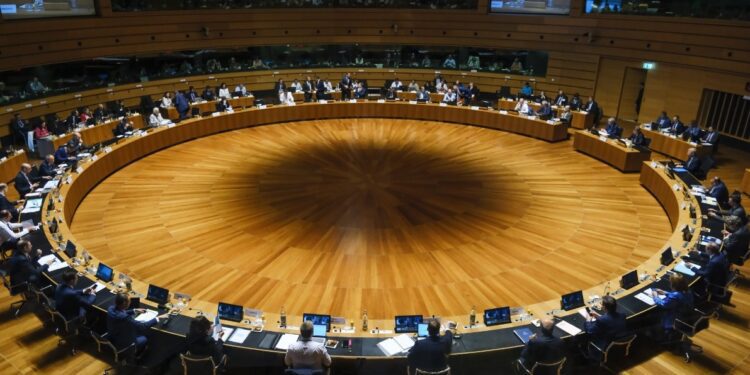 El Consejo de Economía y Finanzas aborda la agresión rusa, el Mecanismo de Recuperacion y Resiliencia y el IVA en la era digital