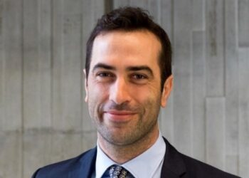 El ministro de Economía viaja a Ucrania junto con un grupo de 25 empresarios españoles