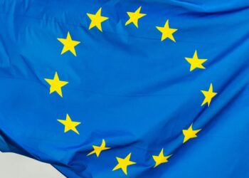 La UE inicia negociaciones de adhesión con Ucrania y Moldavia