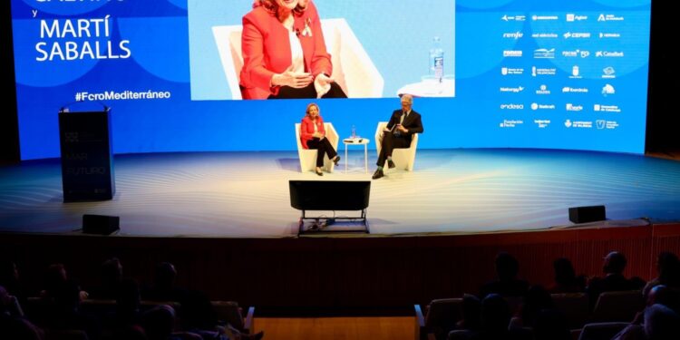 Calviño anuncia una reunión del BEI para financiar viviendas de protección oficial