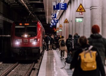 La Comisión aprueba 45 millones de euros de ayuda estatal portuguesa para el tráfico de mercancías entre carretera y ferrocarril