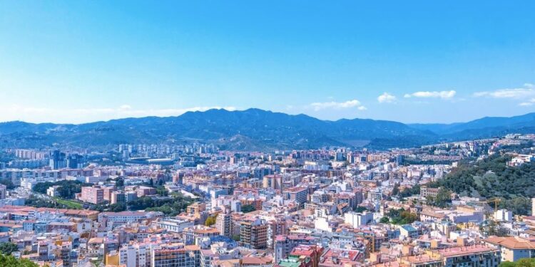 Europeos, suizos y daneses, los extranjeros mejor vistos por la banca para conseguir una hipoteca en España