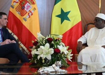 Sánchez comienza una gira por África en plena crisis migratoria