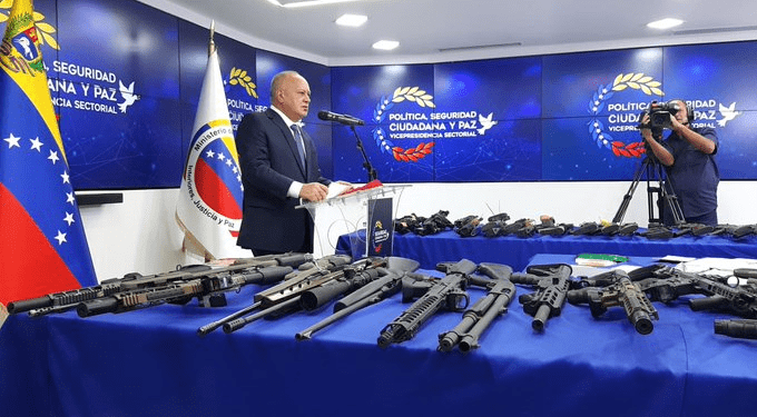 El Gobierno español velará por la protección y los derechos de los dos españoles detenidos en Venezuela